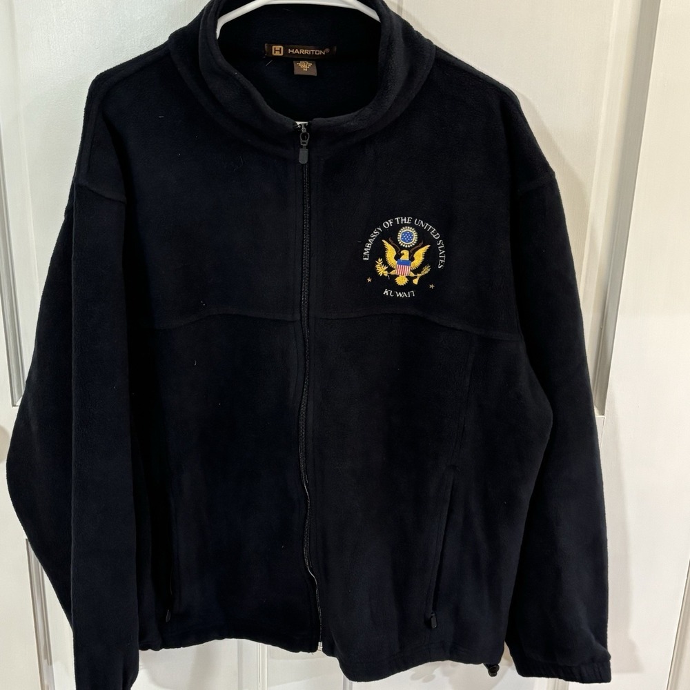 Harrington Fill Zip Fleece Medium Presidential Seal Embassy Of USA Kuwait - Picture 1 of 7